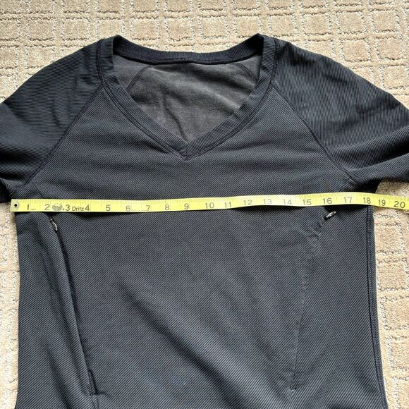 Lululemon V-neck Pullover Striped Long Sleeve Top Black Size Small 4/6 - Picture 7 of 8
